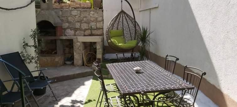 Villa Angie Old Town With Jacuzzi Σπλιτ Εξωτερικό φωτογραφία