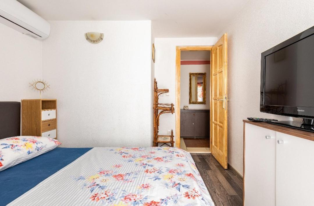 Villa Angie Old Town With Jacuzzi Σπλιτ Εξωτερικό φωτογραφία
